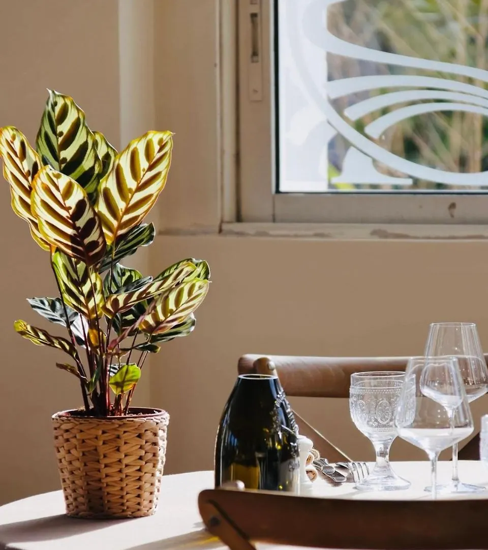 Adonis Sanary Grand Hotel Des Bains 3*, Sanary-sur-Mer France