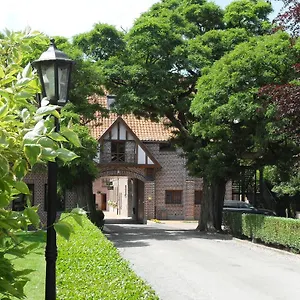 Hotel Le Domaine Des Cigognes Ennevelin