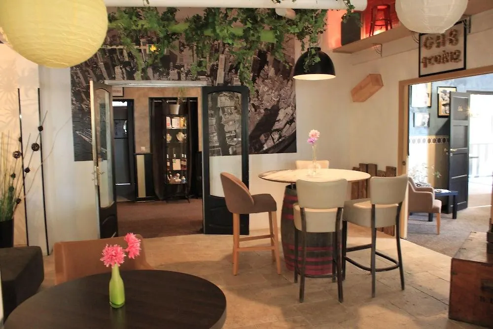Adonis Sanary Grand Hotel Des Bains 3*, Sanary-sur-Mer France