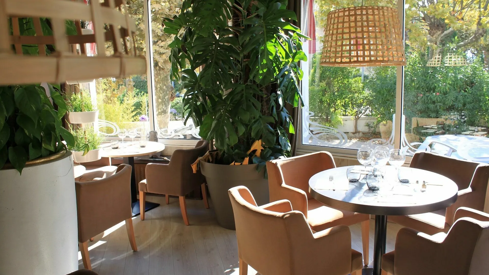 Adonis Sanary Grand Hotel Des Bains